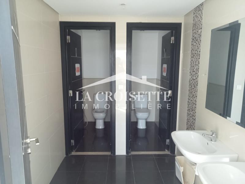 Bureau H+6 aux Berges du Lac 1